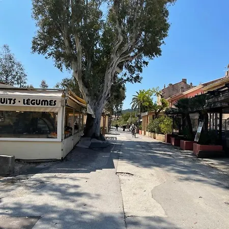 Latitudes 43 Апартаменты